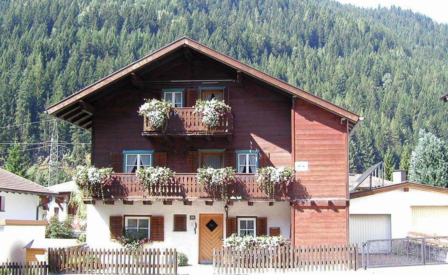 Villa Arlberghaus Rocks Flirsch Exterior foto
